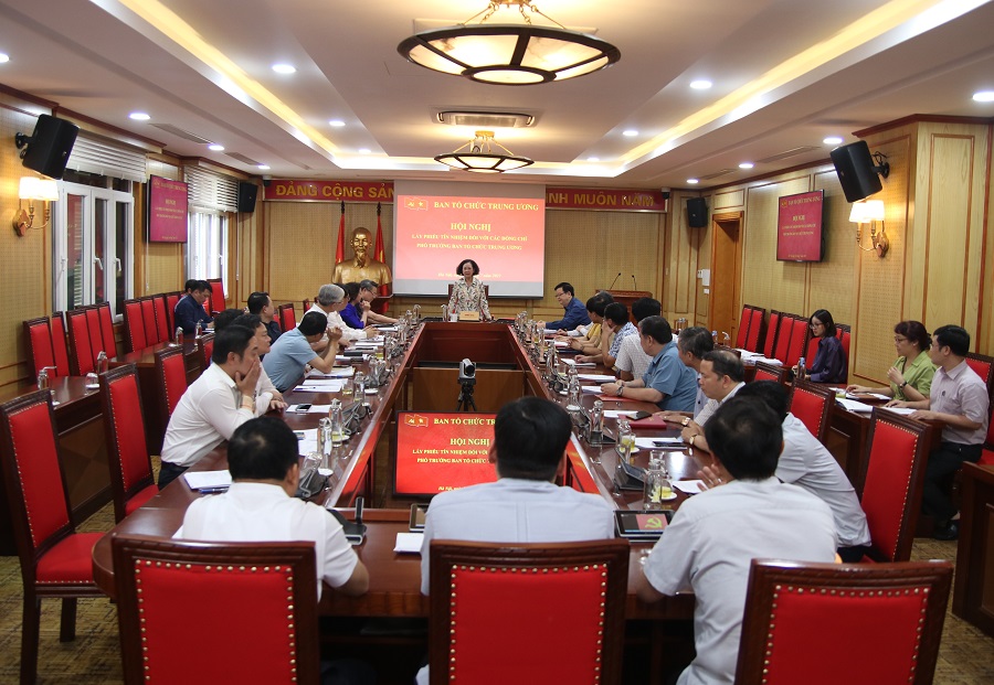 Kết quả lấy phiếu t&iacute;n nhiệm 4 Ph&oacute; Trưởng Ban Tổ chức Trung ương - Ảnh 1.