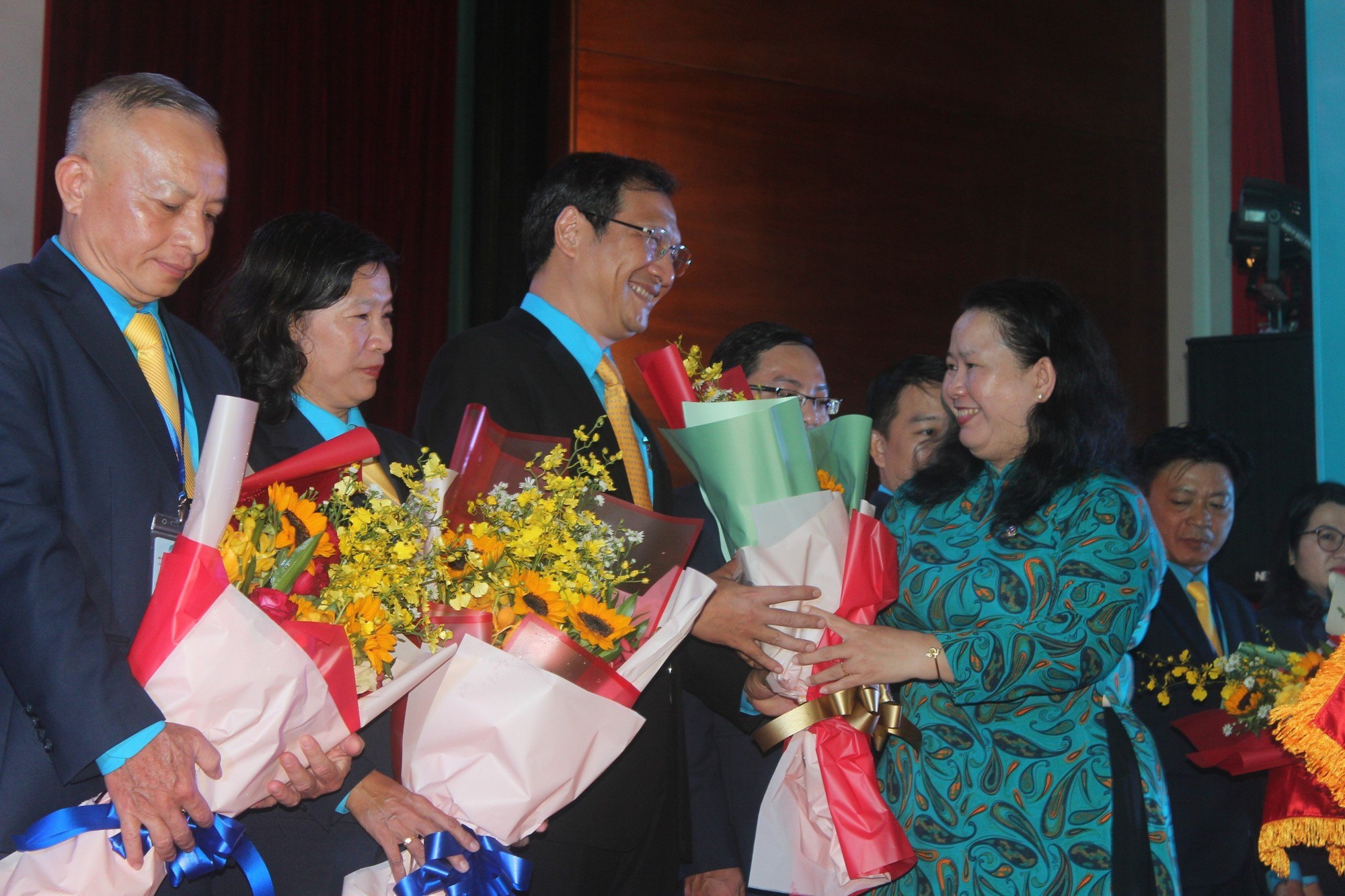Đẩy mạnh phong tr&agrave;o thi đua lao động giỏi, lao động s&aacute;ng tạo  - Ảnh 5.