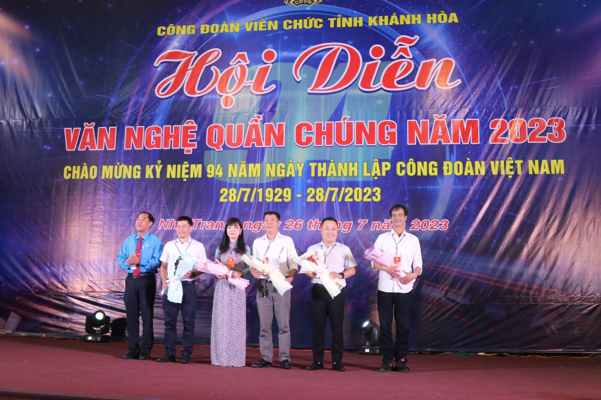 45 tiết mục tham dự hội diễn văn nghệ C&ocirc;ng đo&agrave;n vi&ecirc;n chức Kh&aacute;nh H&ograve;a - Ảnh 3.