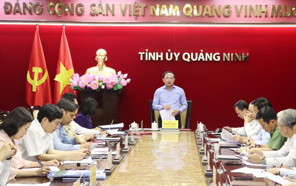 Một Phó trưởng Ban Dân vận Huyện ủy bị cách tất cả các chức vụ trong Đảng
