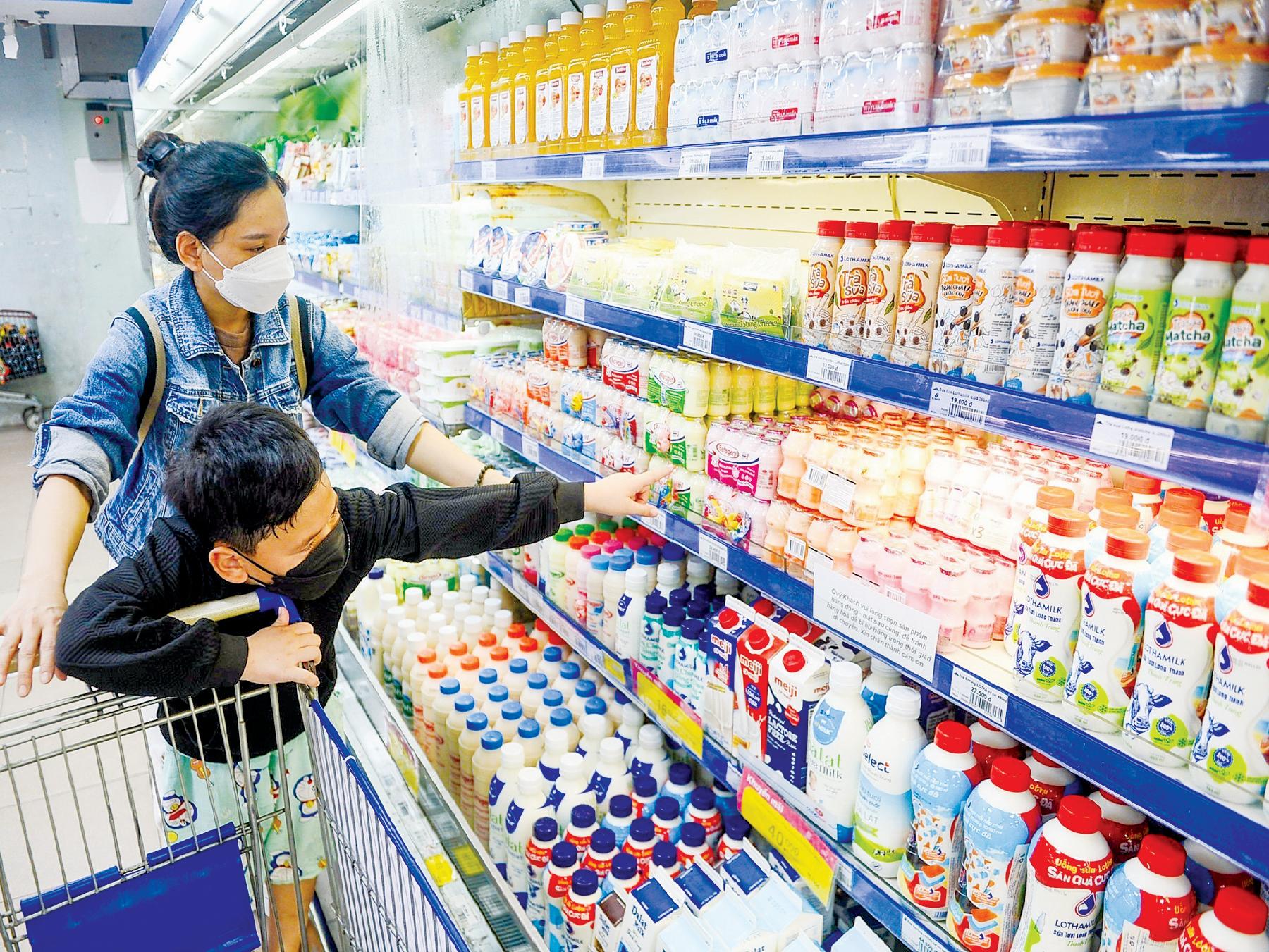 Kích cầu trước mùa tựu trường