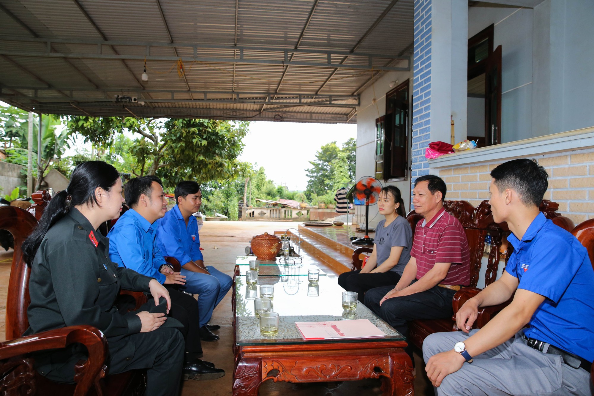 Chuyện xúc động bên gia đình liệt sĩ hi sinh trong vụ trụ sở xã bị tấn công - Ảnh 2.