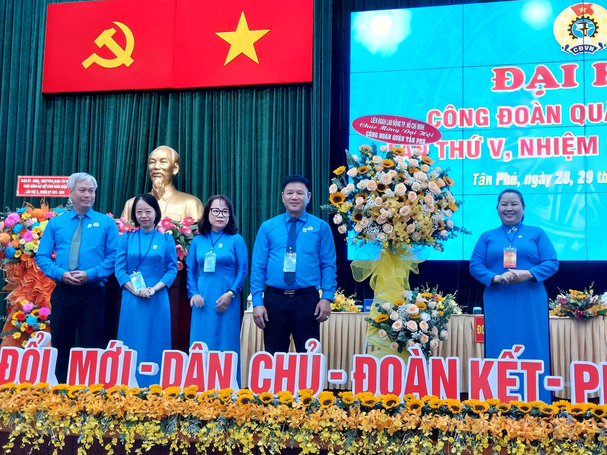 Xây dựng Công đoàn Tân Phú vững mạnh toàn diện