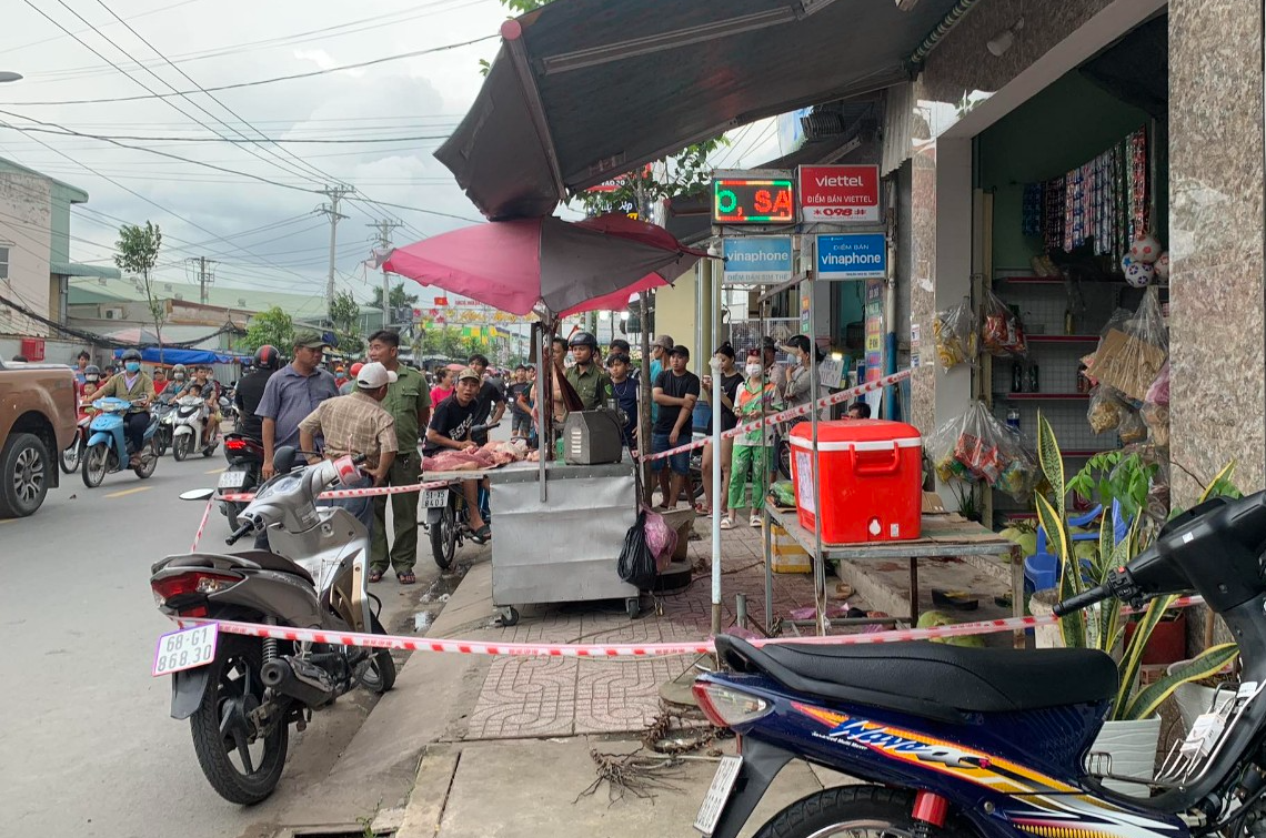Truy bắt nghi phạm giết người phụ nữ bán thịt heo ở Long An