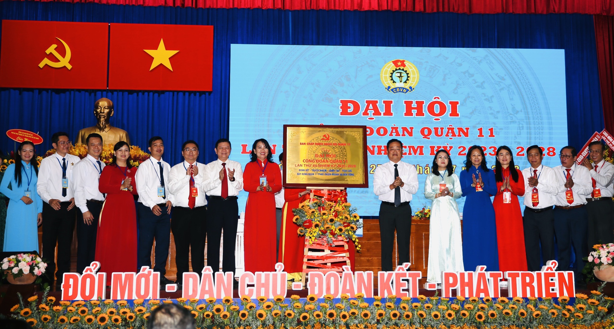 Mang lại ph&uacute;c lợi nhiều hơn cho đo&agrave;n vi&ecirc;n &ndash; lao động - Ảnh 1.
