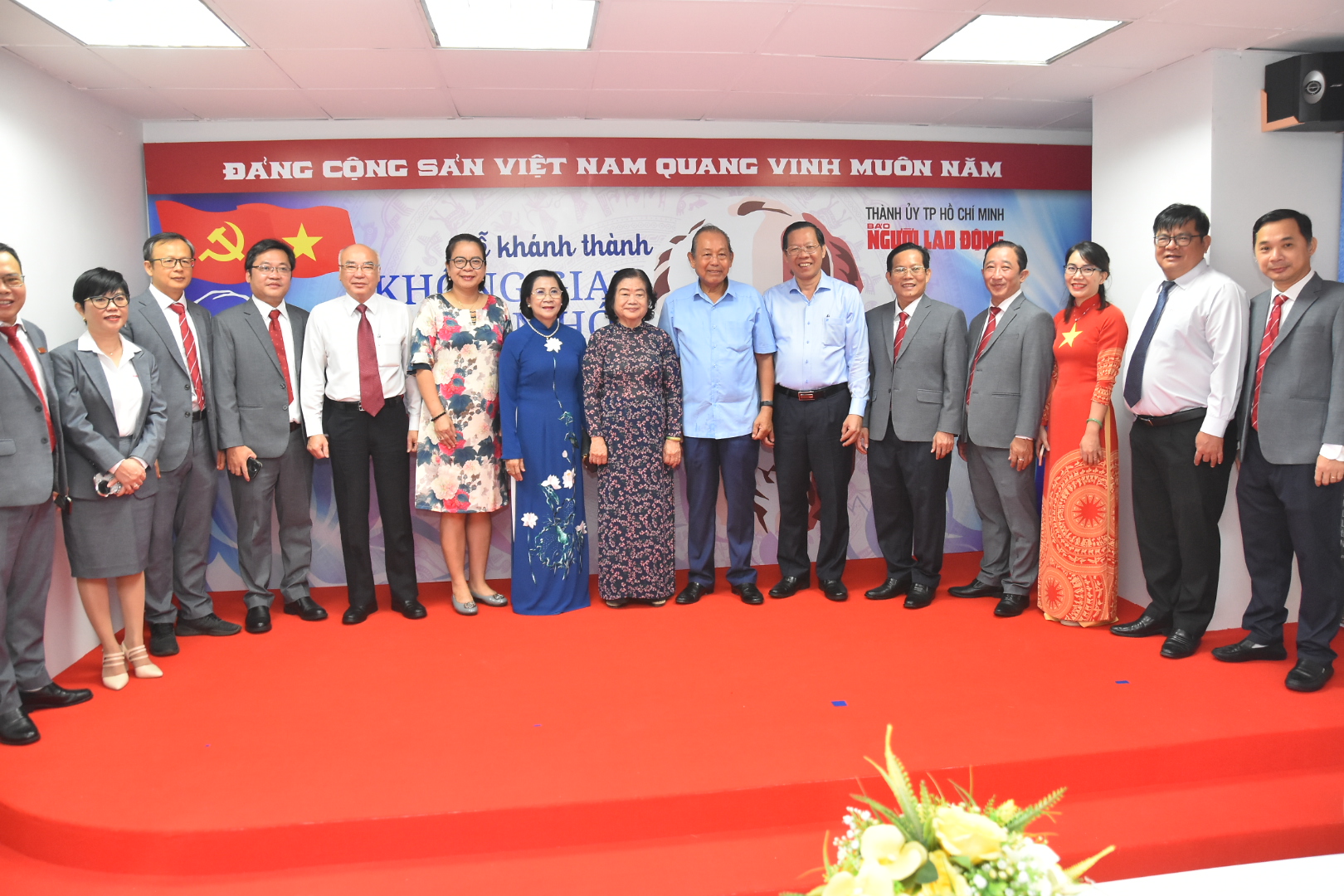 Báo Người Lao Động khánh thành Không gian Văn hóa Hồ Chí Minh: Hun đúc, nuôi dưởng tinh thần ái quốc - Ảnh 7.