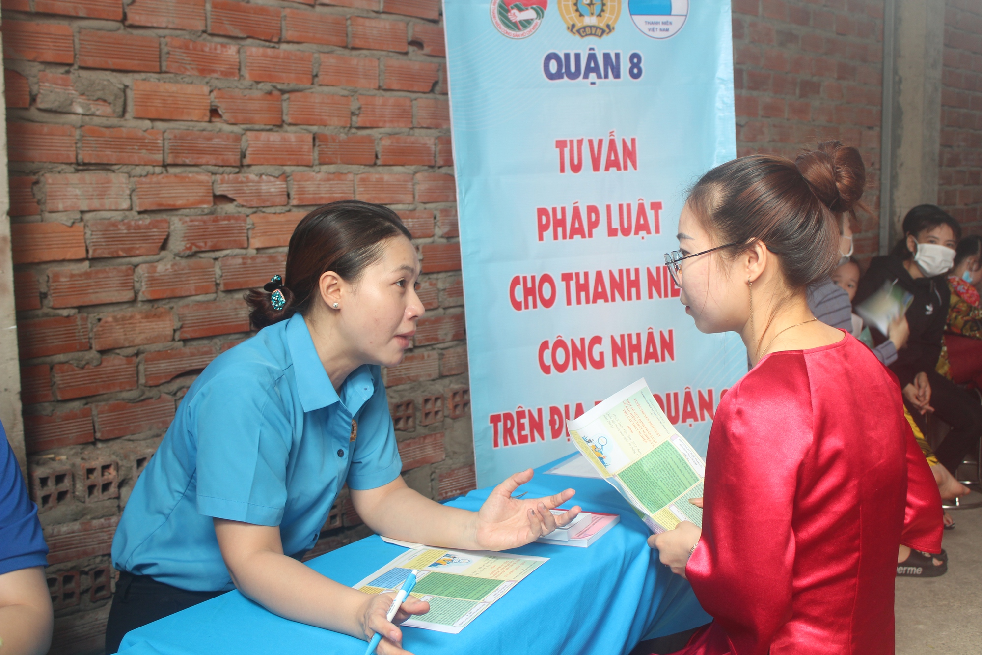 TỪ ĐẠI HỘI ĐẾN ĐẠI HỘI: Nắm chắc luật để bảo vệ người lao động