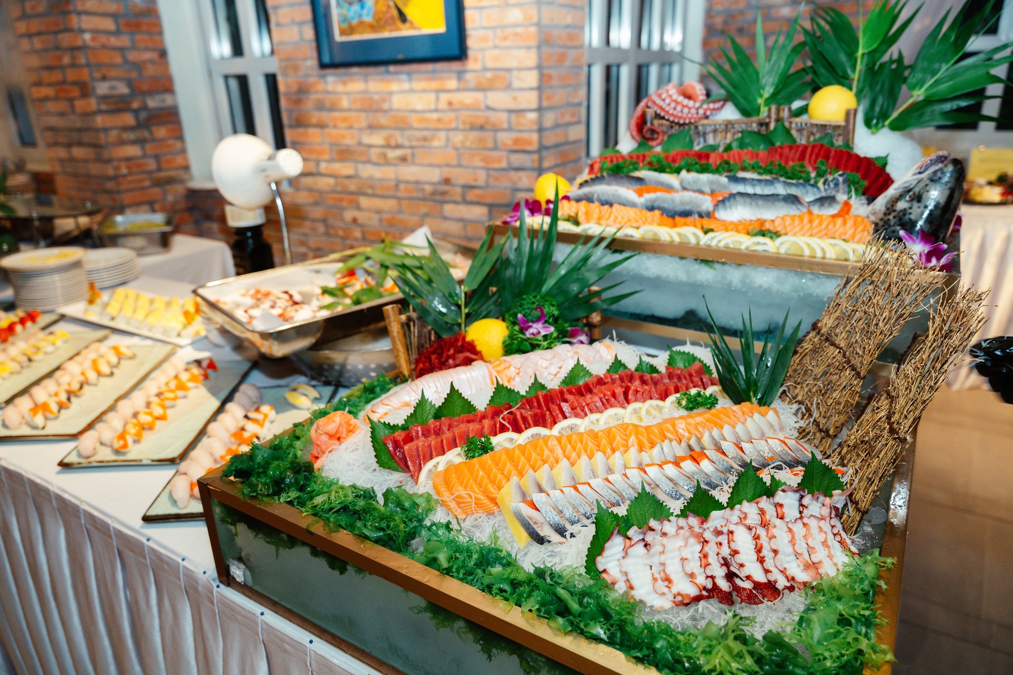 Thưởng thức ẩm thực kh&ocirc;ng bi&ecirc;n giới tại H&agrave; Nội - Ảnh 5.