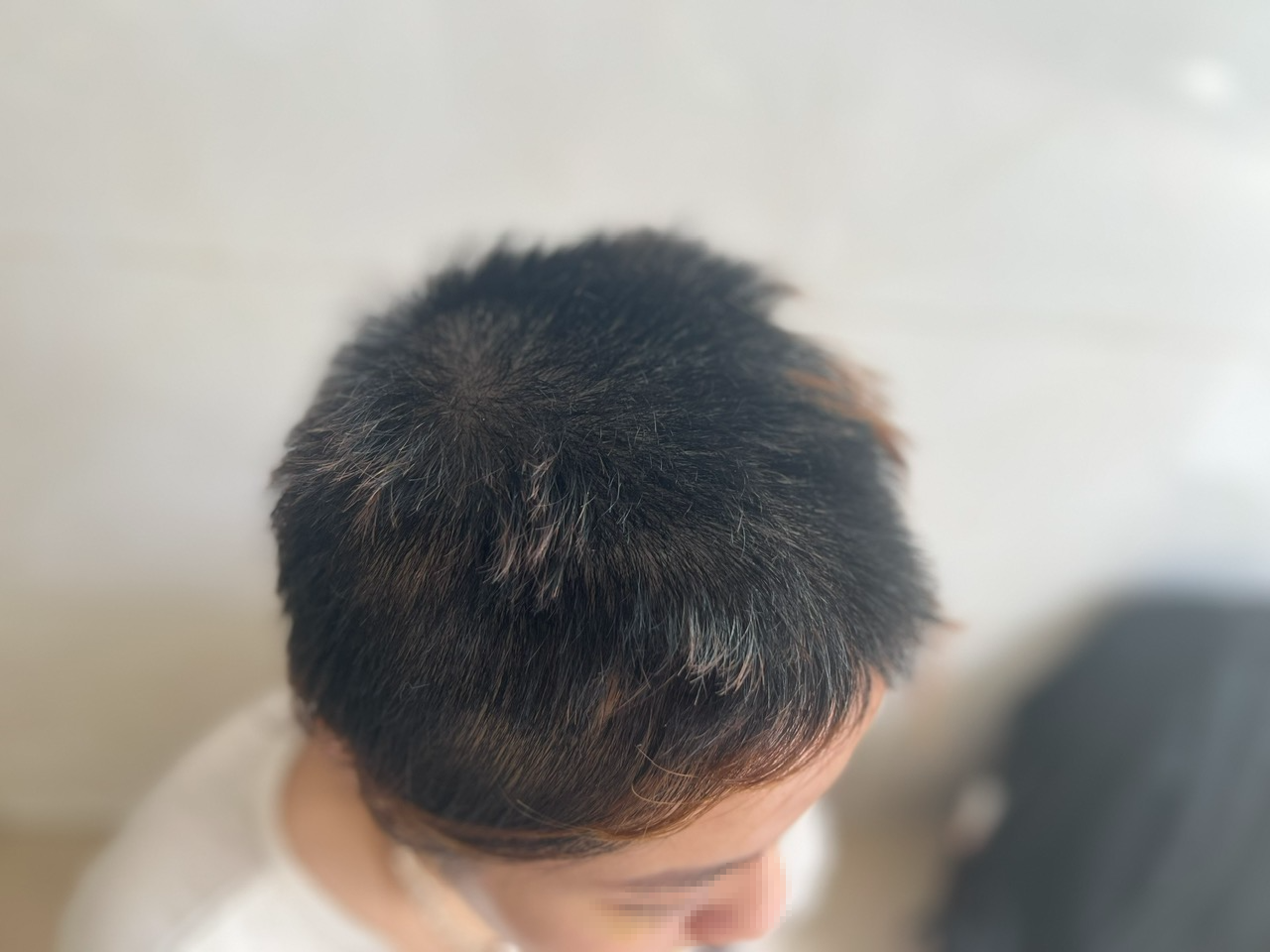 Vụ thiếu nữ 16 tuổi bị chủ spa h&agrave;nh hạ v&igrave; ghen tu&ocirc;ng: Kh&ocirc;ng d&aacute;m ra đường! - Ảnh 3.