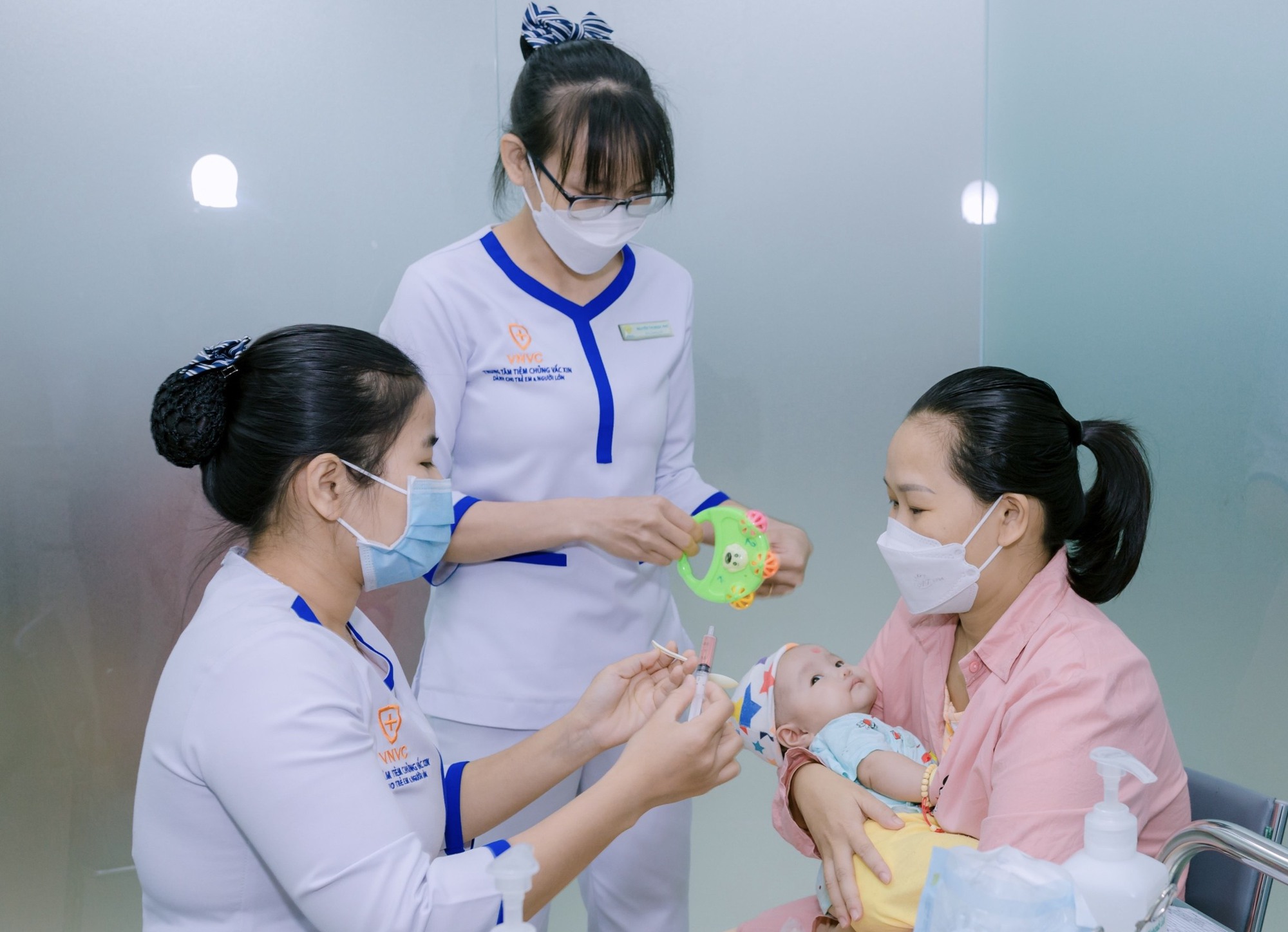 Người d&acirc;n c&oacute; th&ecirc;m cơ hội tiếp cận nhiều vắc-xin mới tr&ecirc;n thế giới - Ảnh 2.