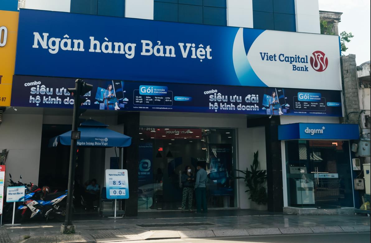 Những ngân hàng đang đi đầu trong việc triển khai mô hình Ngân hàng tự động - Ảnh 1.