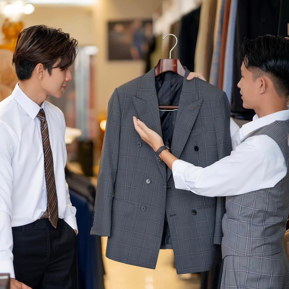 Mon Amie Veston ra mắt 1000 bộ Suit 3.600.000 VNĐ tri &acirc;n kh&aacute;ch h&agrave;ng 32 năm đồng h&agrave;nh - Ảnh 4.