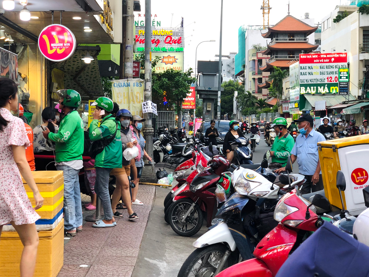 Sử dụng hiệu quả lòng đường, vỉa hè