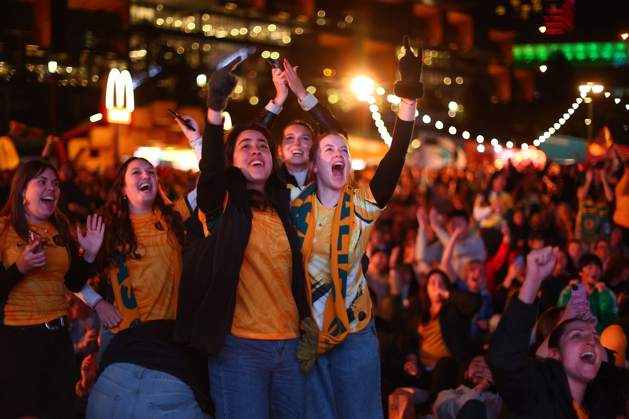 World Cup nữ 2023: Chủ nh&agrave; &Uacute;c đ&aacute;nh bại nh&agrave; v&ocirc; địch Olympic trắng 4 b&agrave;n - Ảnh 5.