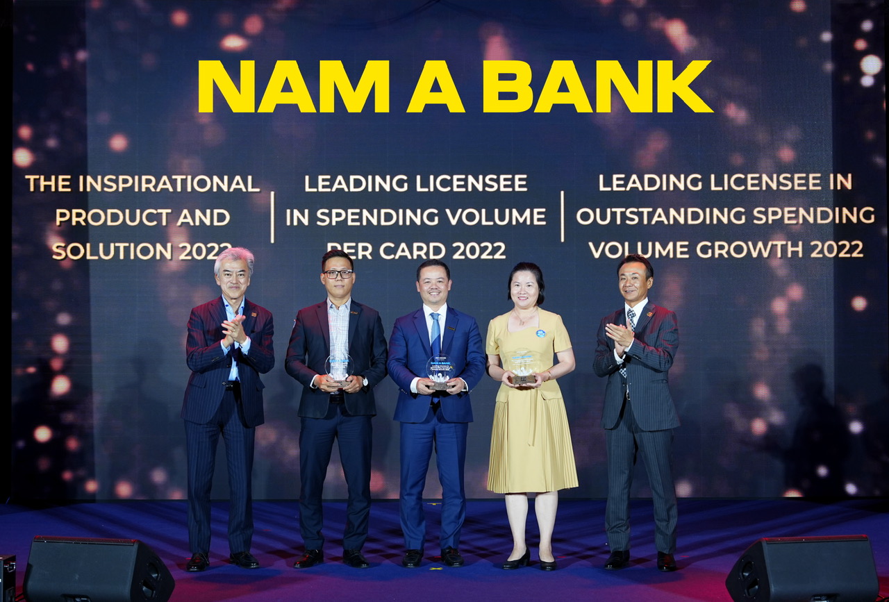 Nam A Bank ghi dấu ấn ti&ecirc;n phong trong c&aacute;c sản phẩm thẻ - Ảnh 1.