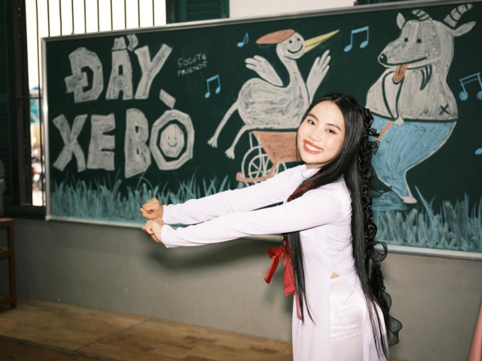 Chuyện gì đang xảy ra với Phương Mỹ Chi