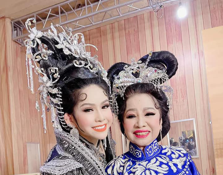 Kịch bản "Xử án Phi Giao" của soạn giả Bạch Mai đắt show