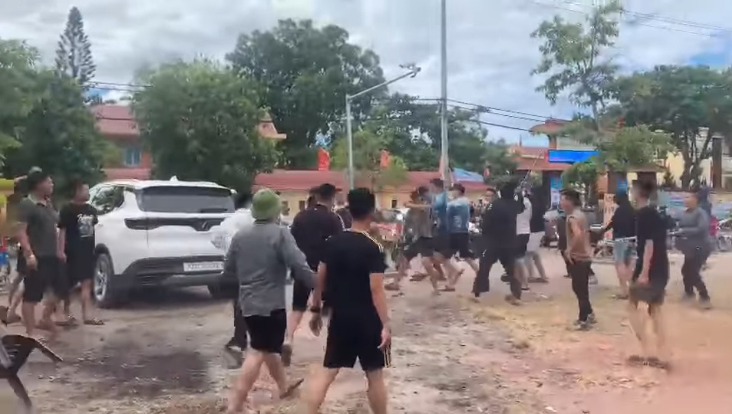 Vụ "huyết chiến" ở Quảng Bình: Truy bắt, lấy lời khai 17 đối tượng