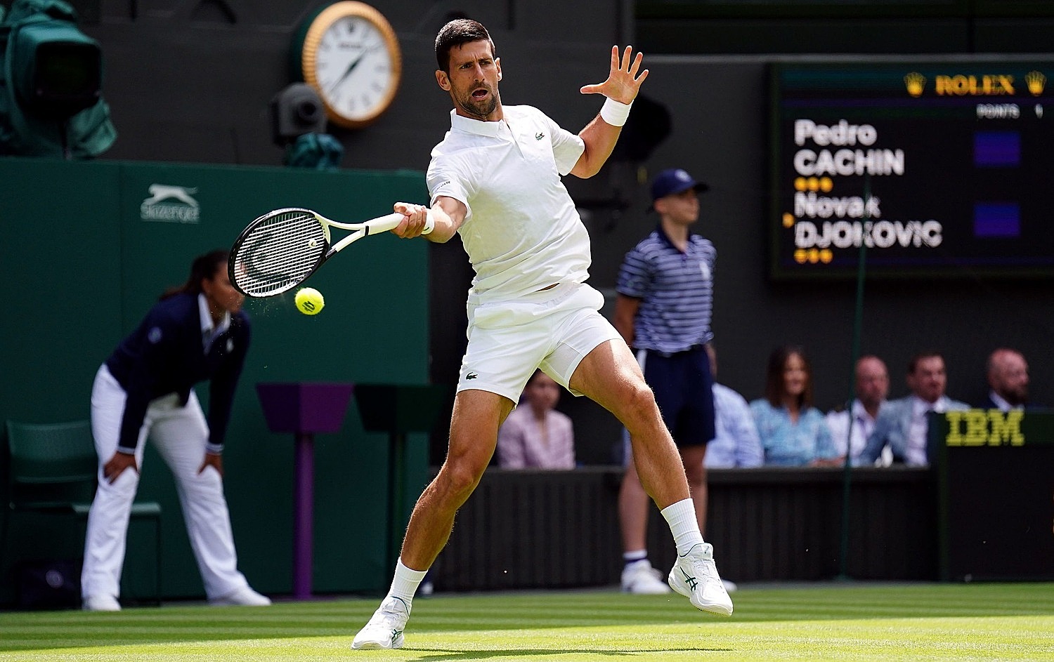 Djokovic ra qu&acirc;n thắng lợi, Venus trượt ng&atilde; ngay v&ograve;ng 1  Wimbledon - Ảnh 1.