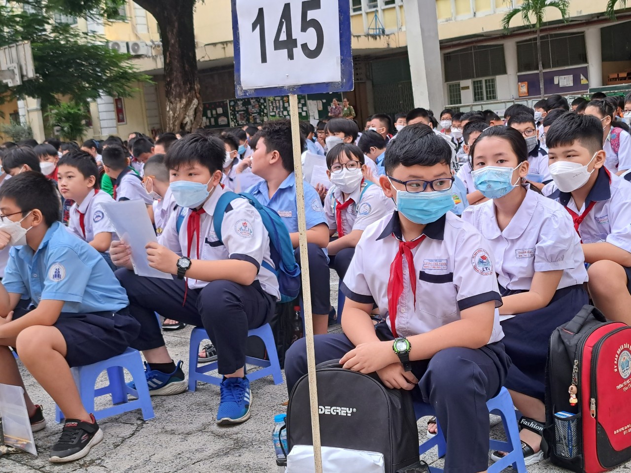 Hơn 1,7 triệu học sinh TP HCM tựu trường vào ngày 28-8 - Ảnh 2.