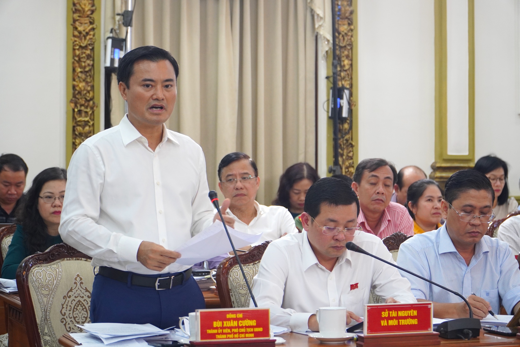 Tăng tốc cấp sổ hồng cho dân