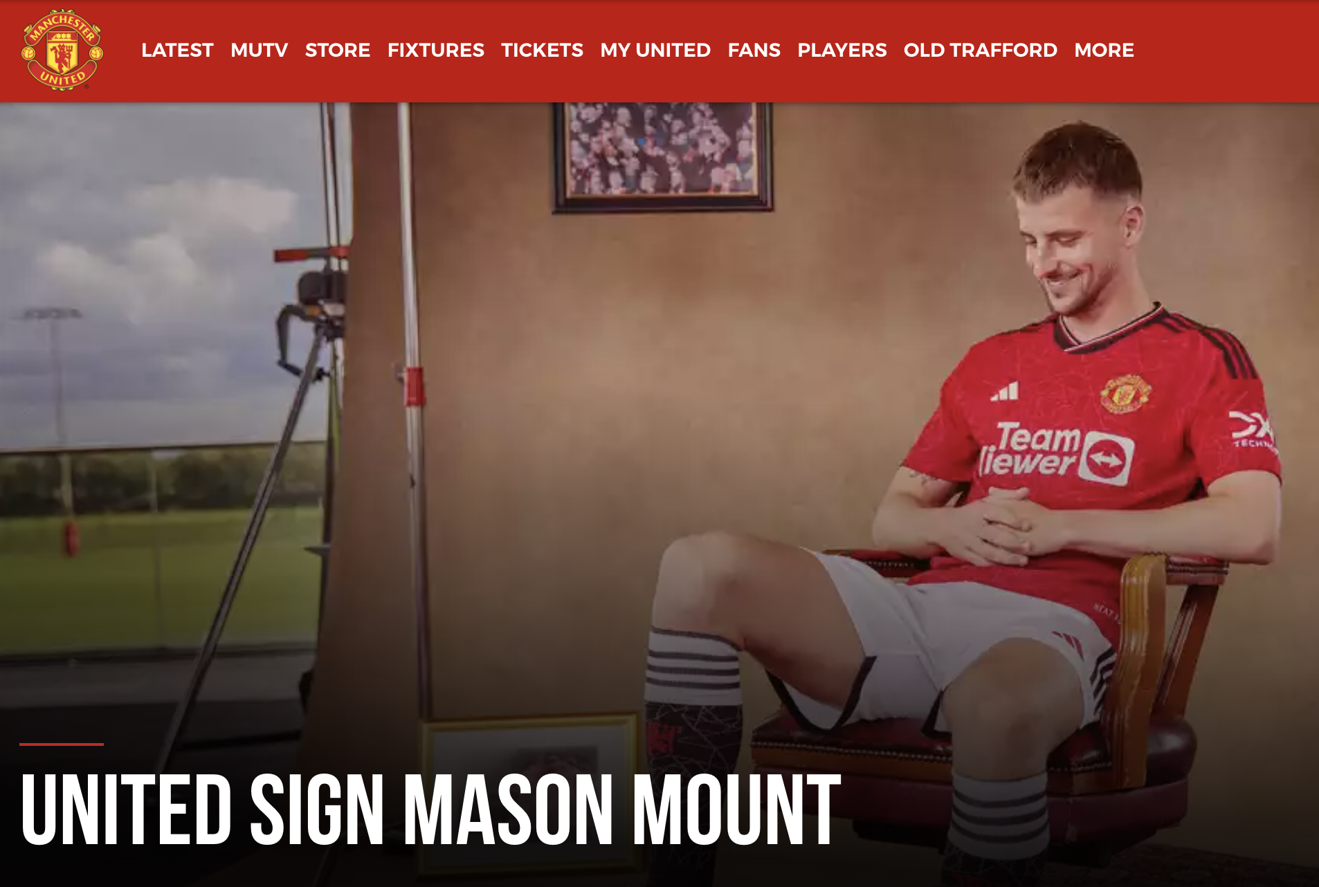 Mason Mount ch&iacute;nh thức gia nhập Man United, nhận lương cao hơn thủ qu&acirc;n - Ảnh 4.