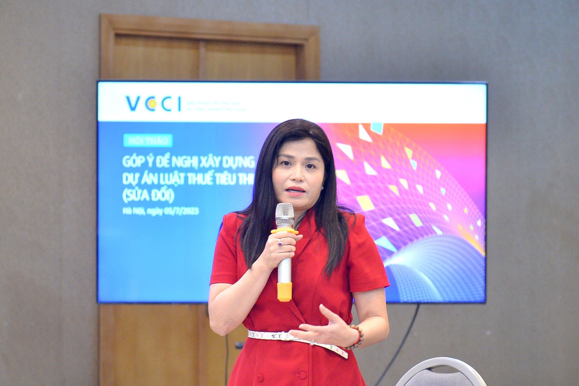 Cần đ&aacute;nh gi&aacute; kỹ t&aacute;c động khi &aacute;p thuế ti&ecirc;u thụ đặc biệt với đồ uống c&oacute; đường - Ảnh 3.