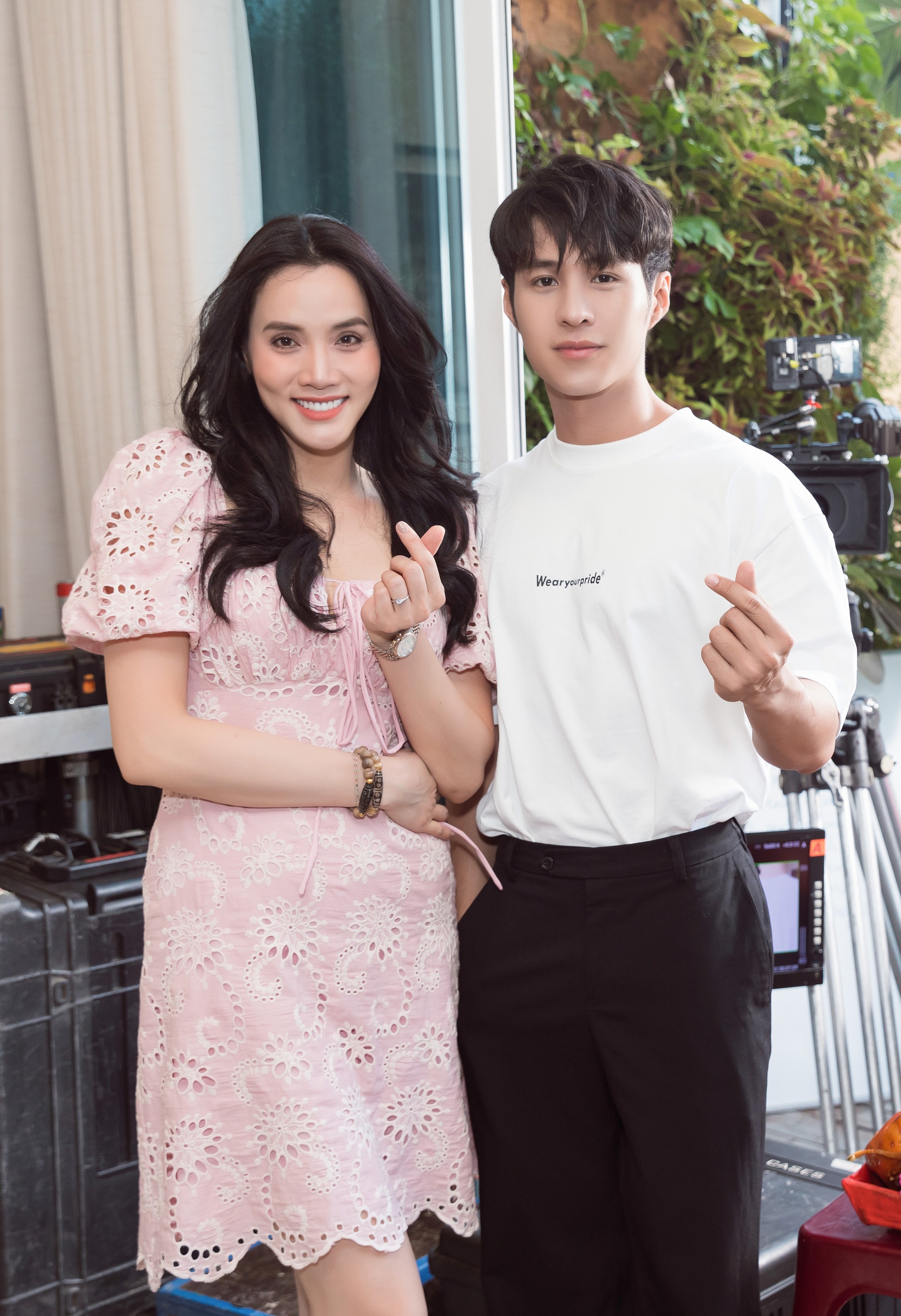Trang Nhung trở lại m&agrave;n ảnh rộng sau 9 năm với phim Qu&yacute; c&ocirc; thừa kế 2 - Ảnh 4.