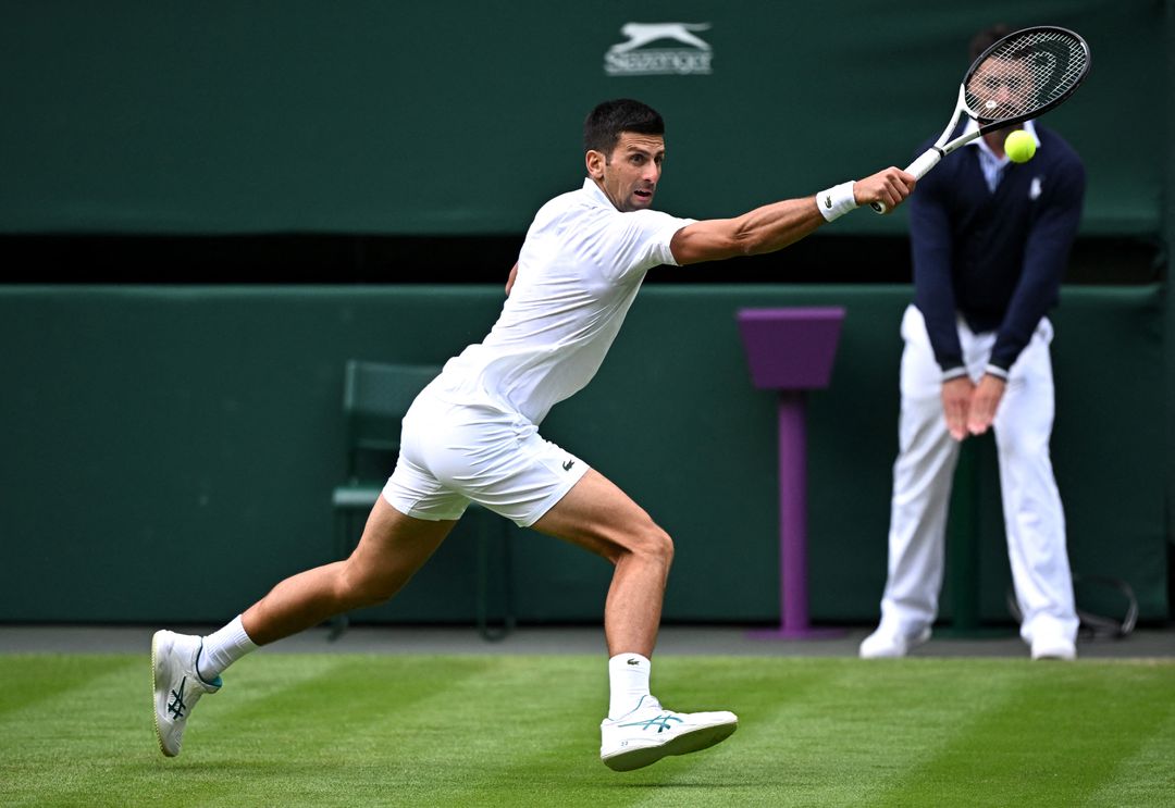 Djokovic thiết lập cột mốc mới, cân bằng thành tích với Federer và Serena