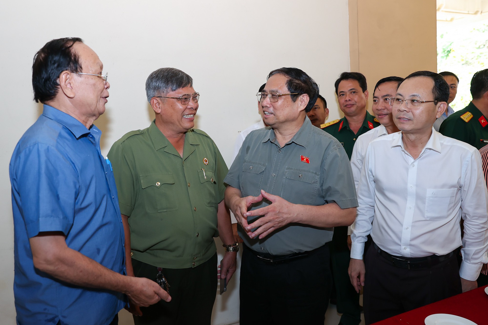 Thủ tướng trả lời cử tri Cần Thơ nhiều vấn đề quan trọng - Ảnh 6.