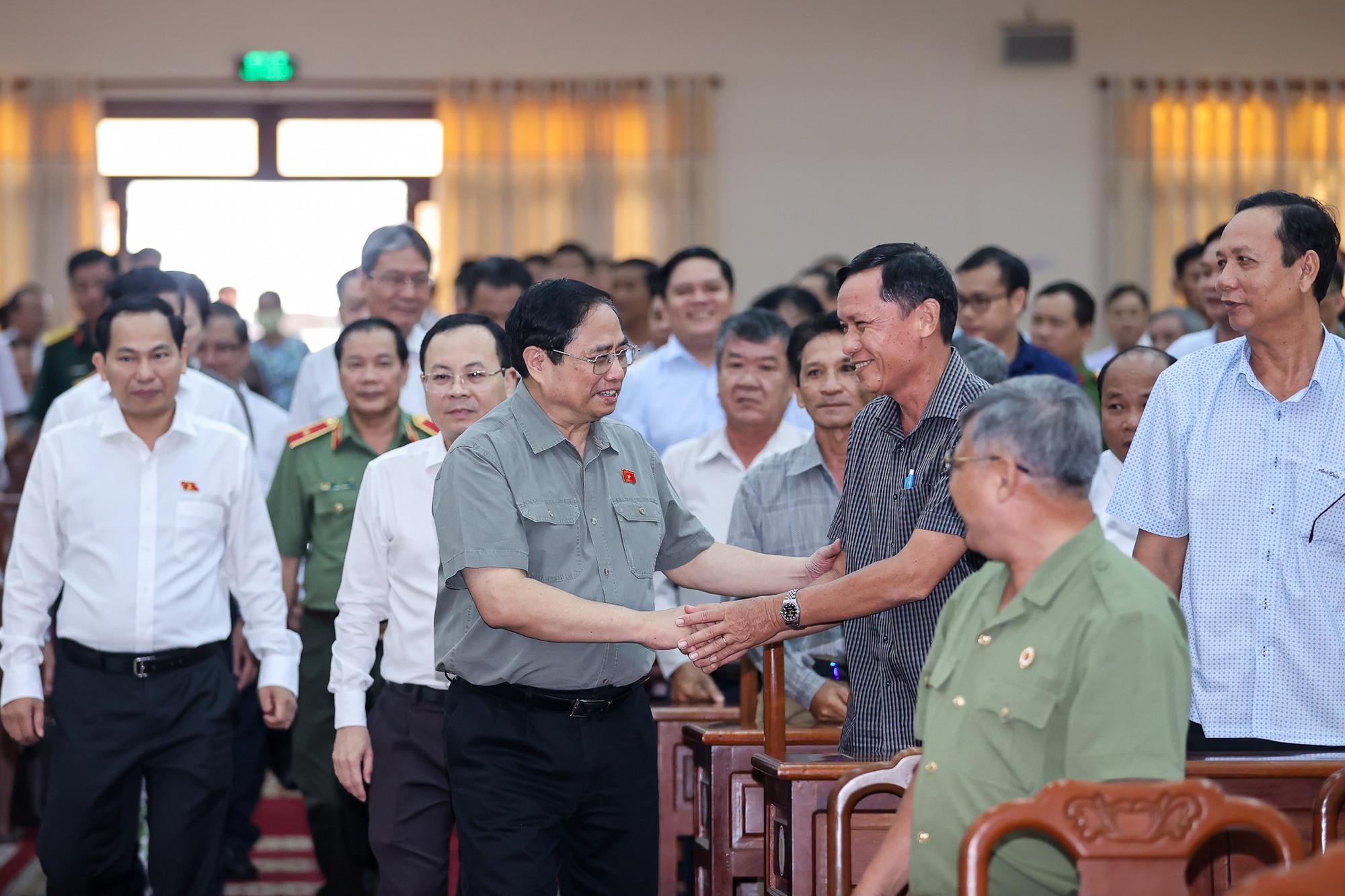 Thủ tướng trả lời cử tri Cần Thơ nhiều vấn đề quan trọng - Ảnh 5.