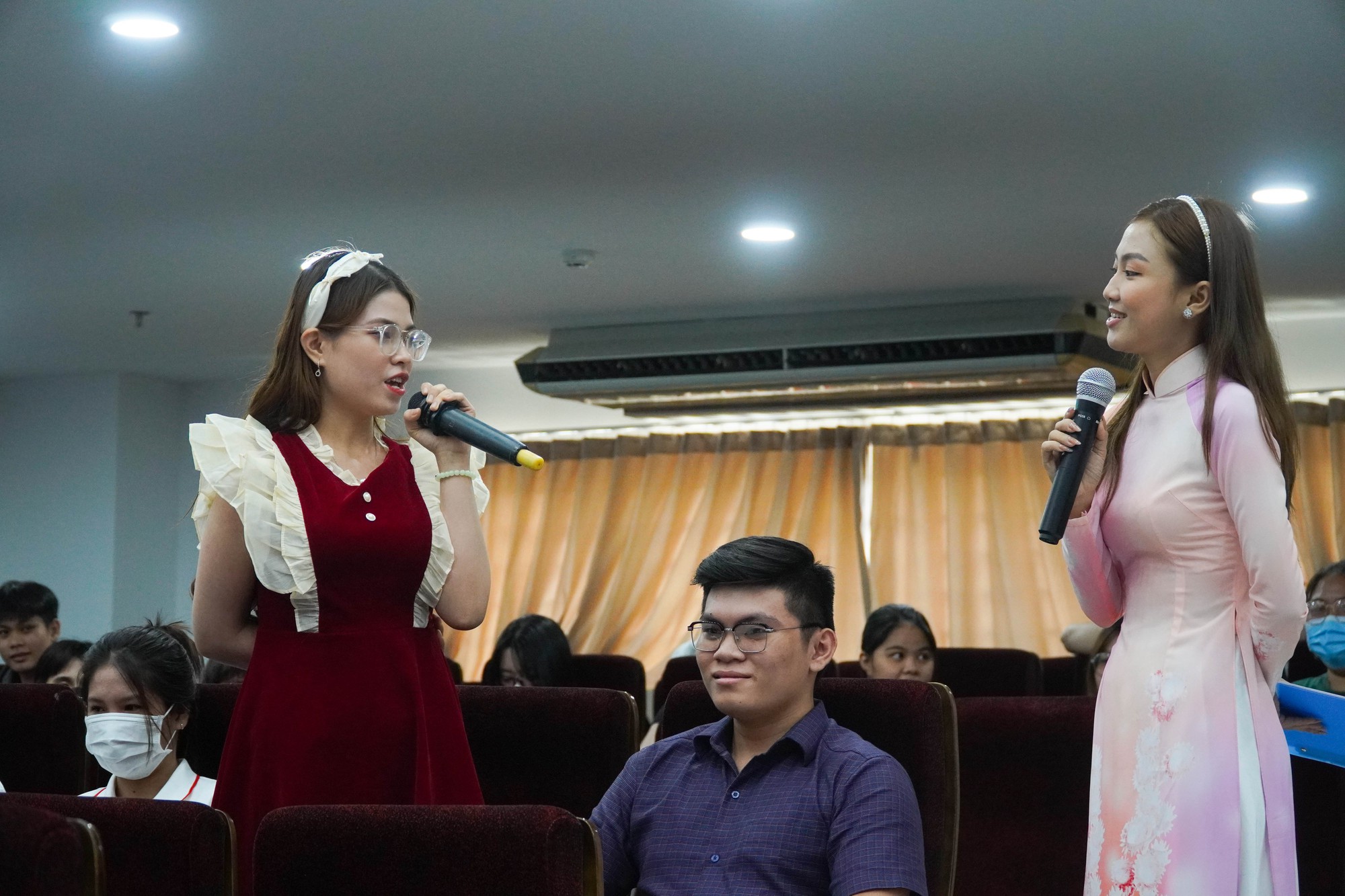 Nhiều hoạt động hấp dẫn tại ng&agrave;y hội Giao lưu Văn h&oacute;a Quốc tế - Ảnh 2.