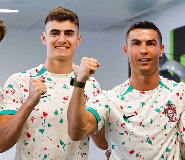 Ronaldo tiếp sức đặc biệt cho đối thủ của tuyển nữ Việt Nam tại World Cup