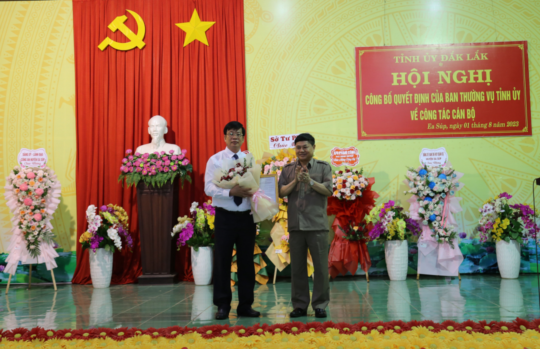 Đắk Lắk điều động, chỉ định Bí thư Huyện ủy Ea Súp và Giám đốc Sở TN-MT