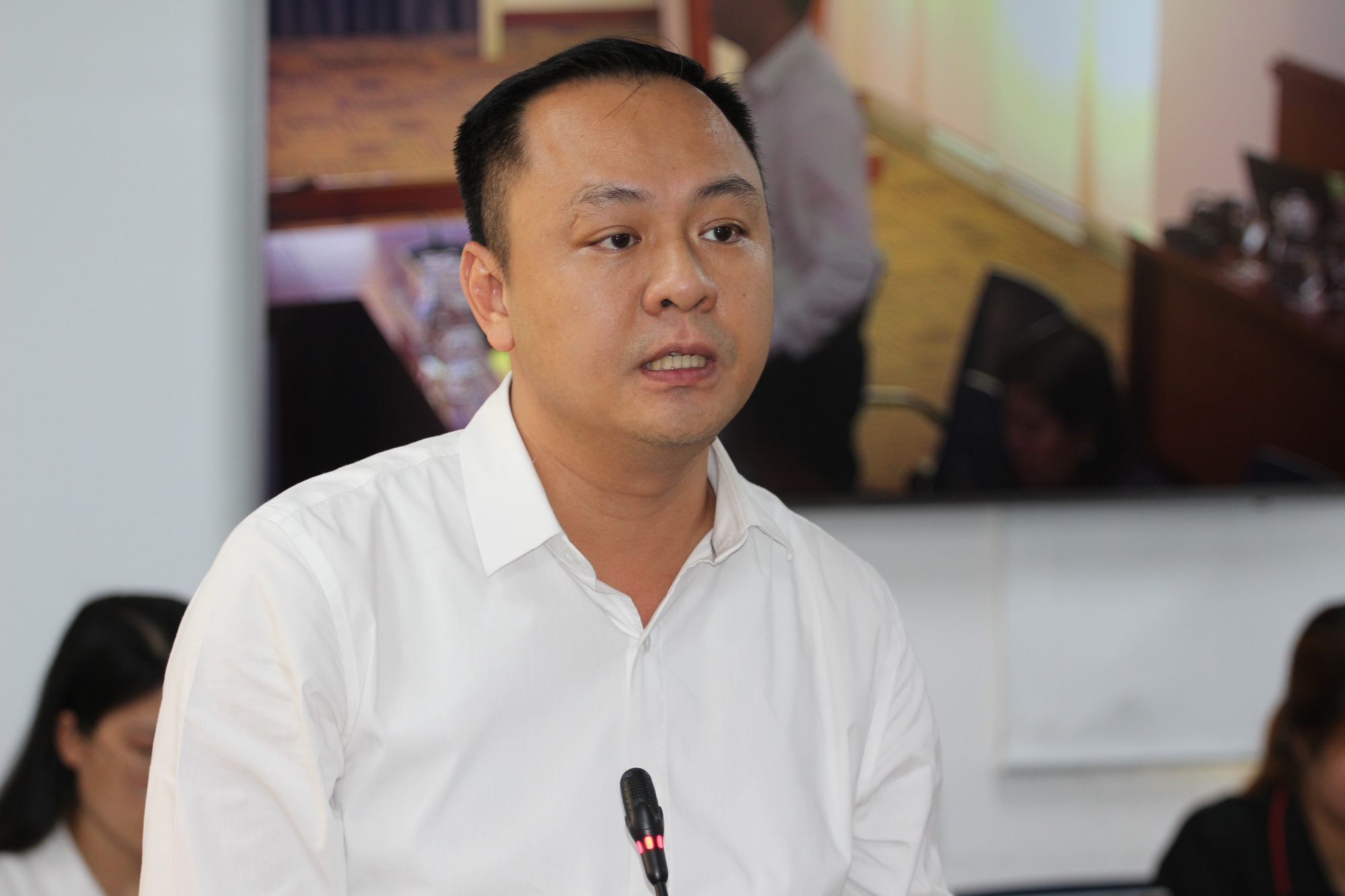 Hơn 500 nhân viên y tế ở TP HCM nghỉ việc trong hơn 7 tháng