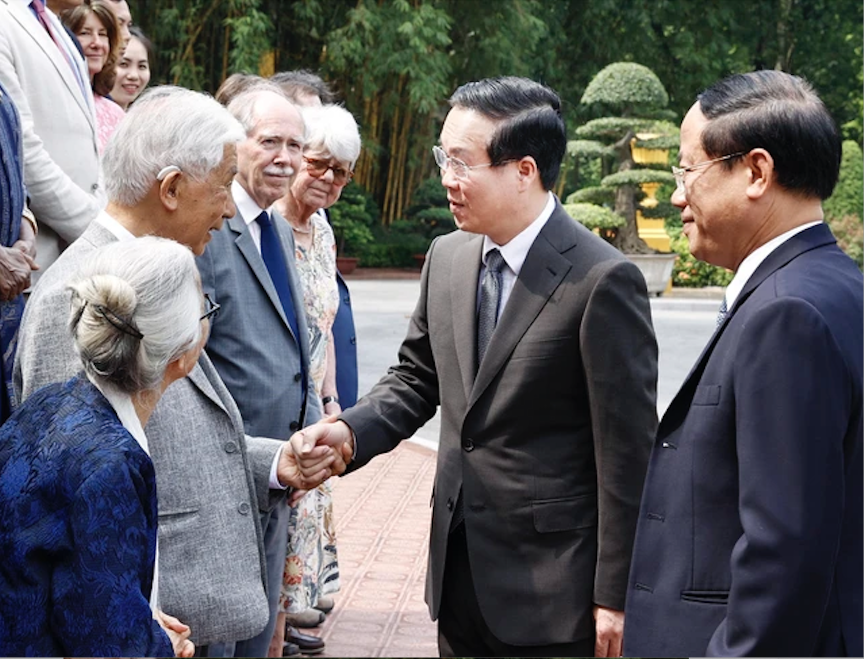 Chủ tịch nước Võ Văn Thưởng gặp các nhà khoa học quốc tế và Việt Nam
