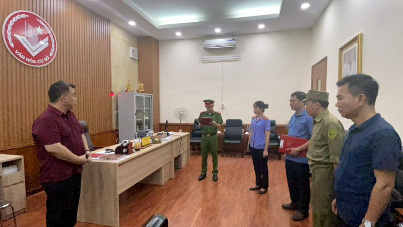 Bắt một gi&aacute;m đốc Trung t&acirc;m Văn ho&aacute; - Điện ảnh tỉnh - Ảnh 1.
