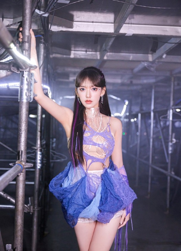 Lương Triều Vỹ bị đồn ngoại tình, có con riêng với gái trẻ - Ảnh 2.