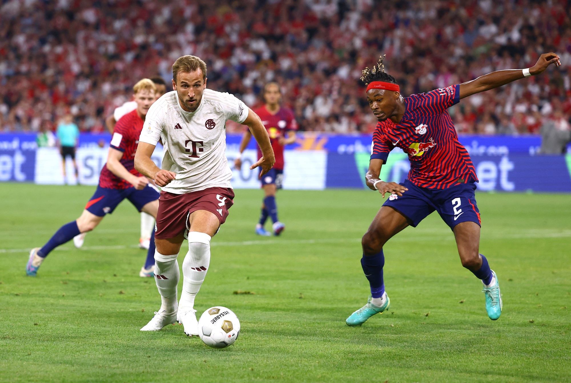 RB Leipzig xuất sắc giành Siêu cúp Đức, ngỡ ngàng Bayern Munich và Harry Kane - Ảnh 5.