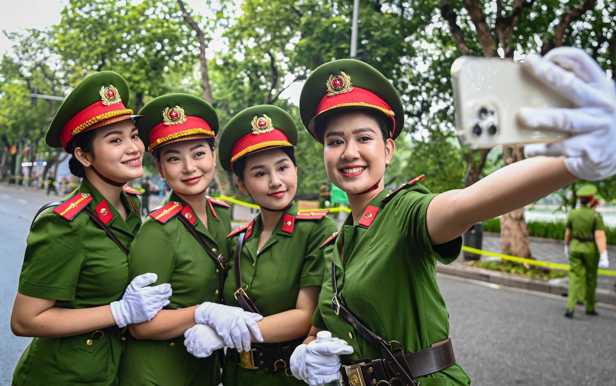 Bộ Công an không tổ chức đón tiếp khách Ngày truyền thống