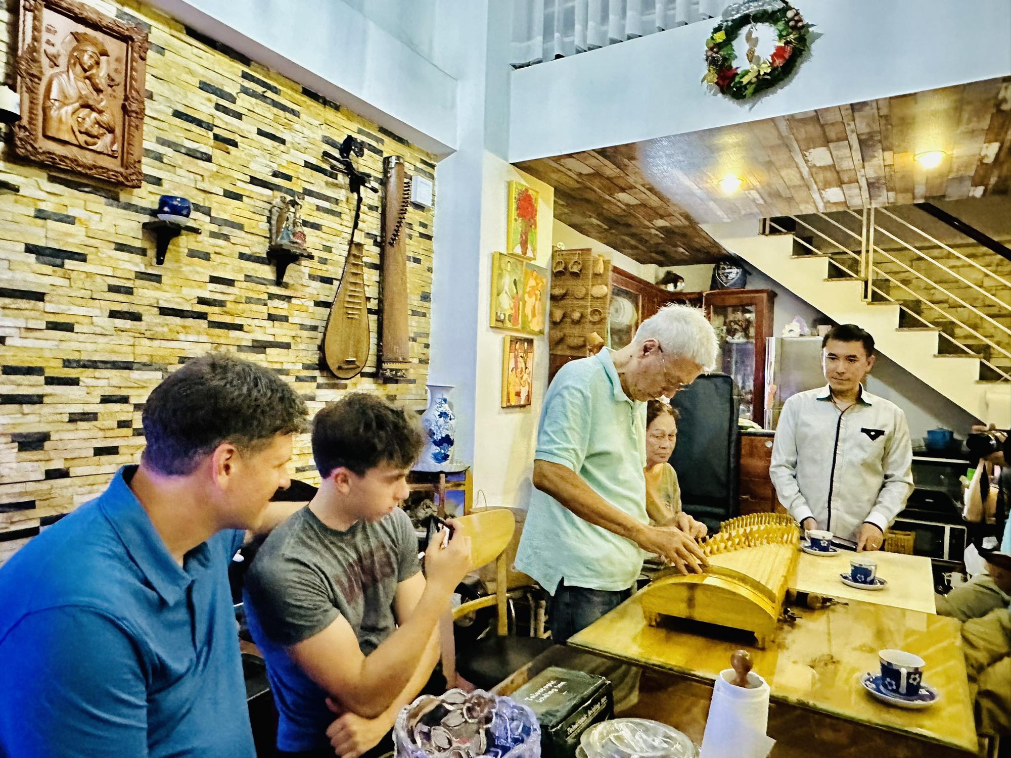 Nhạc sĩ - nhà giáo Hoàng Cơ Thụy qua đời - Ảnh 2.