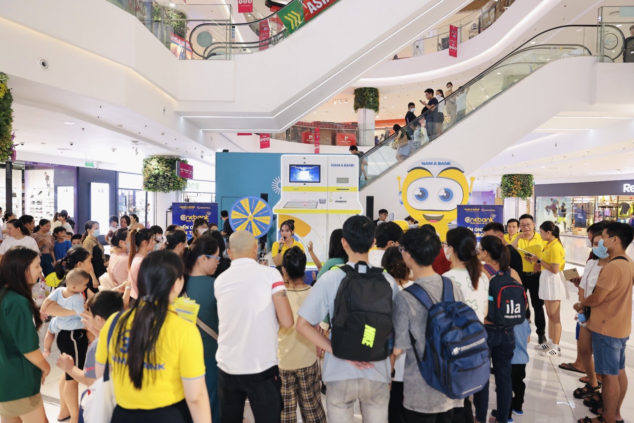 Đến Onebank &ldquo;săn&rdquo; t&aacute;o v&agrave;ng - Ảnh 1.