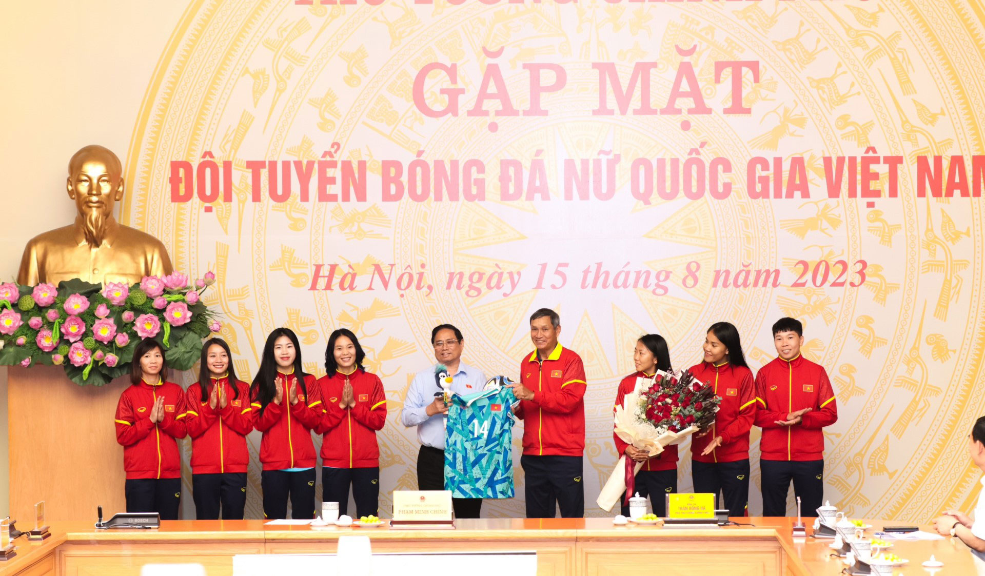 Tăng cường chính sách phù hợp, đồng bộ để phát triển bóng đá nữ