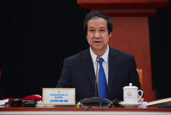 Bộ trưởng Nguyễn Kim Sơn: Thi tốt nghiệp THPT 2025 sẽ kh&ocirc;ng qu&aacute; mới lạ, kh&ocirc;ng g&acirc;y sốc - Ảnh 1.