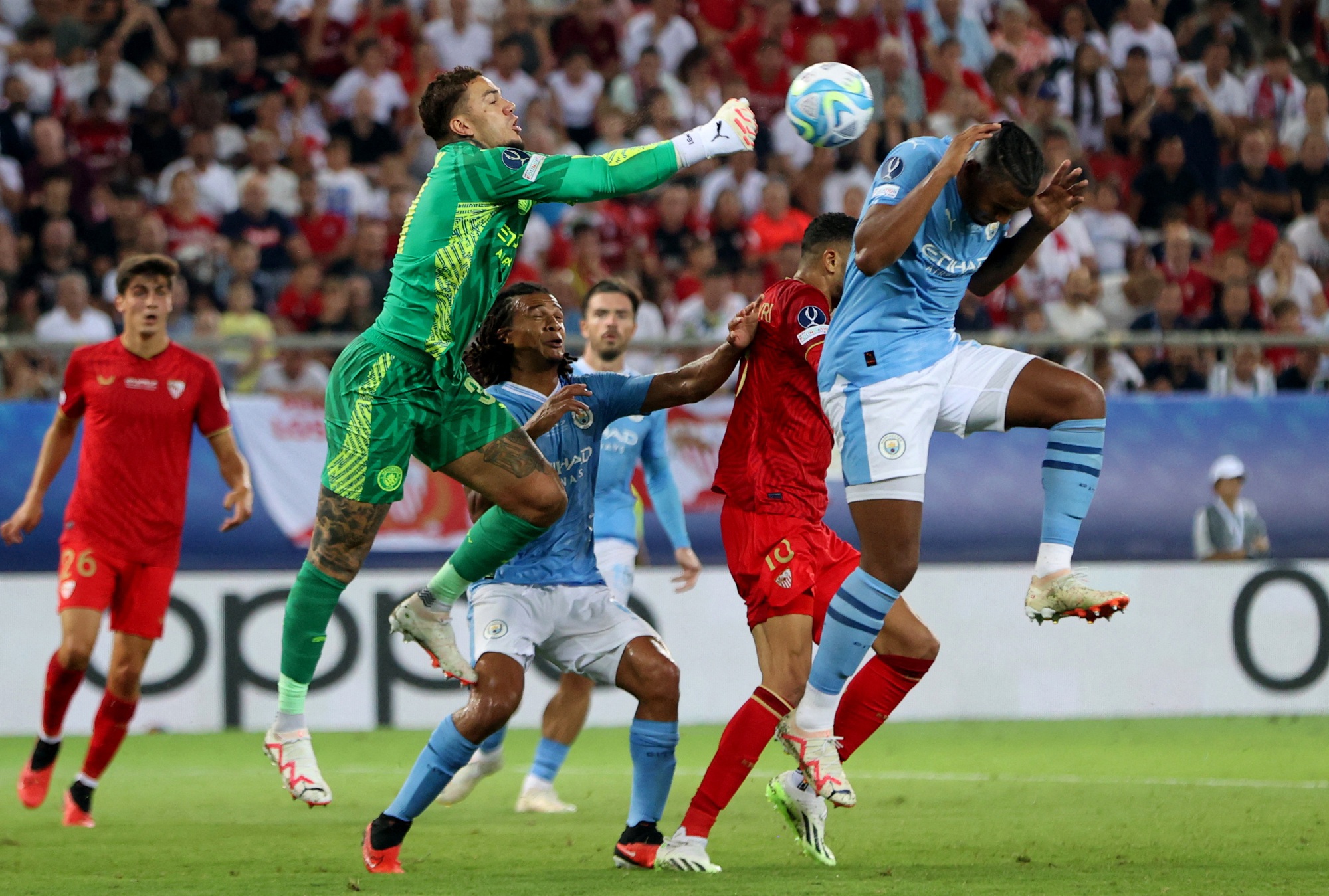 Ngược d&ograve;ng thắng tr&ecirc;n chấm lu&acirc;n lưu, Man City lần đầu đoạt Si&ecirc;u c&uacute;p ch&acirc;u &Acirc;u - Ảnh 1.