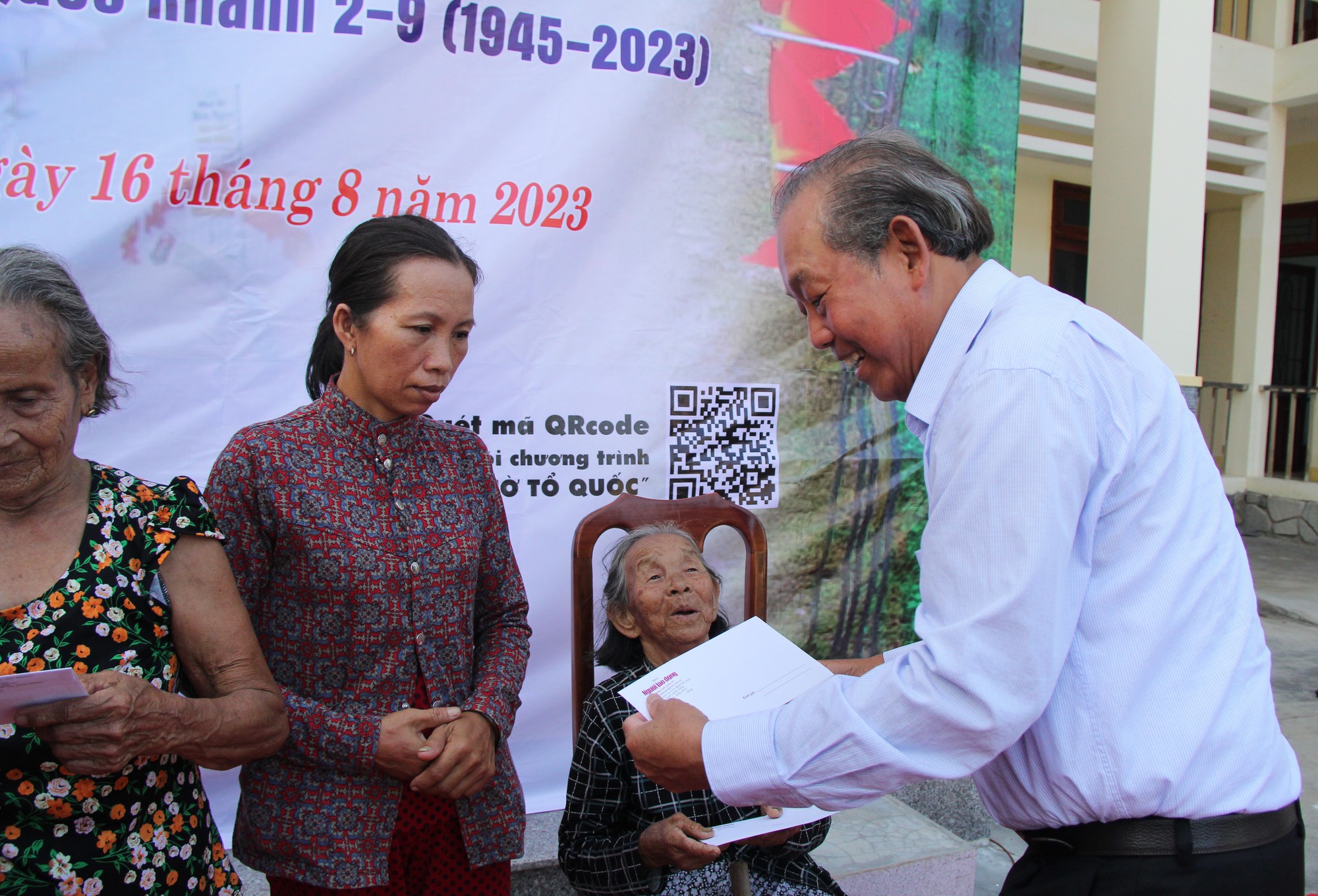 Khánh thành Đường cờ Tổ quốc đầu tiên tại Quảng Ngãi - Ảnh 10.