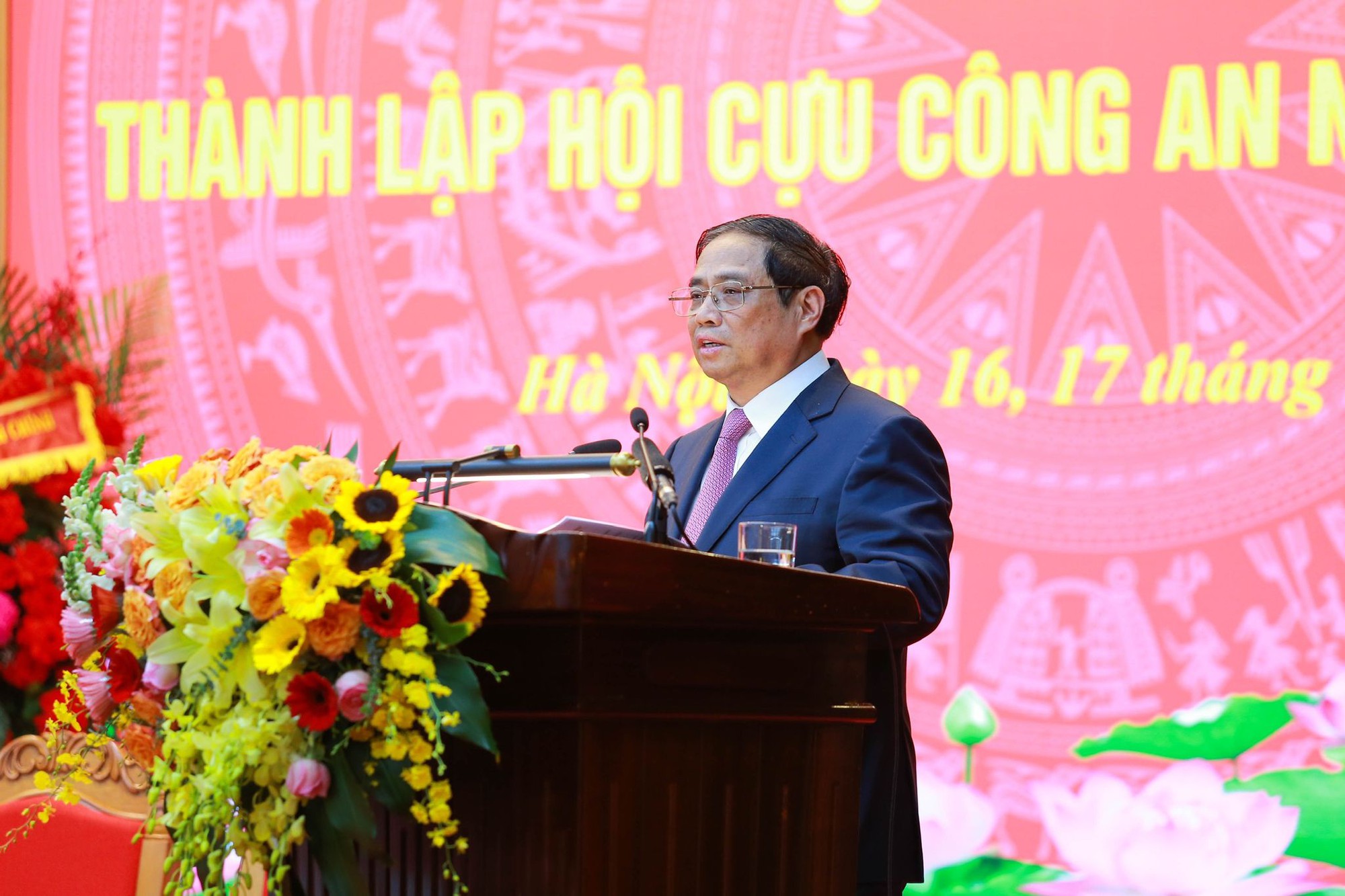 Thượng tướng L&ecirc; Qu&yacute; Vương được bầu l&agrave;m Chủ tịch hội cựu CAND Việt Nam - Ảnh 3.