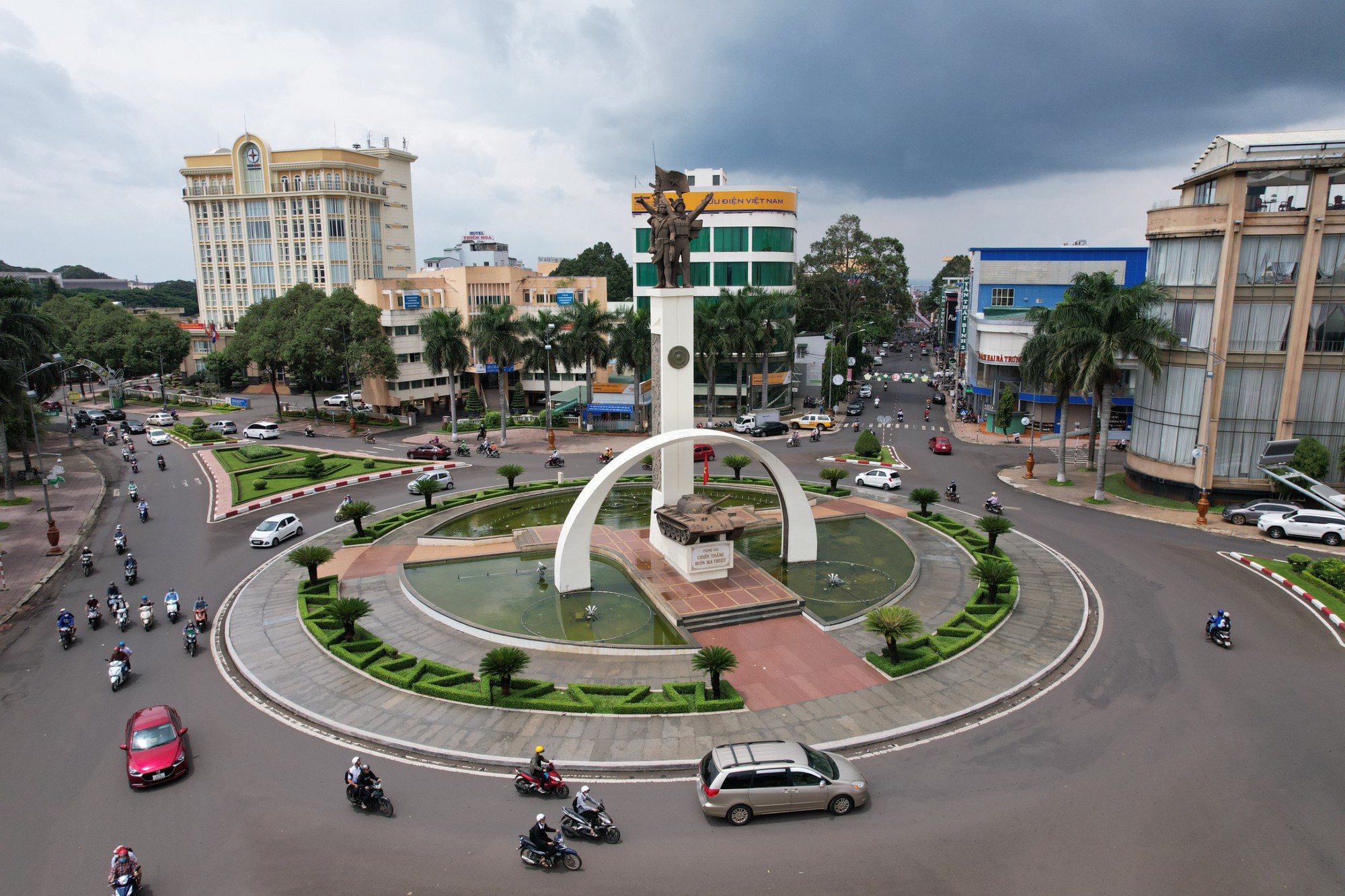 X&acirc;y th&agrave;nh phố xanh mang bản sắc ri&ecirc;ng ở T&acirc;y Nguy&ecirc;n - Ảnh 3.