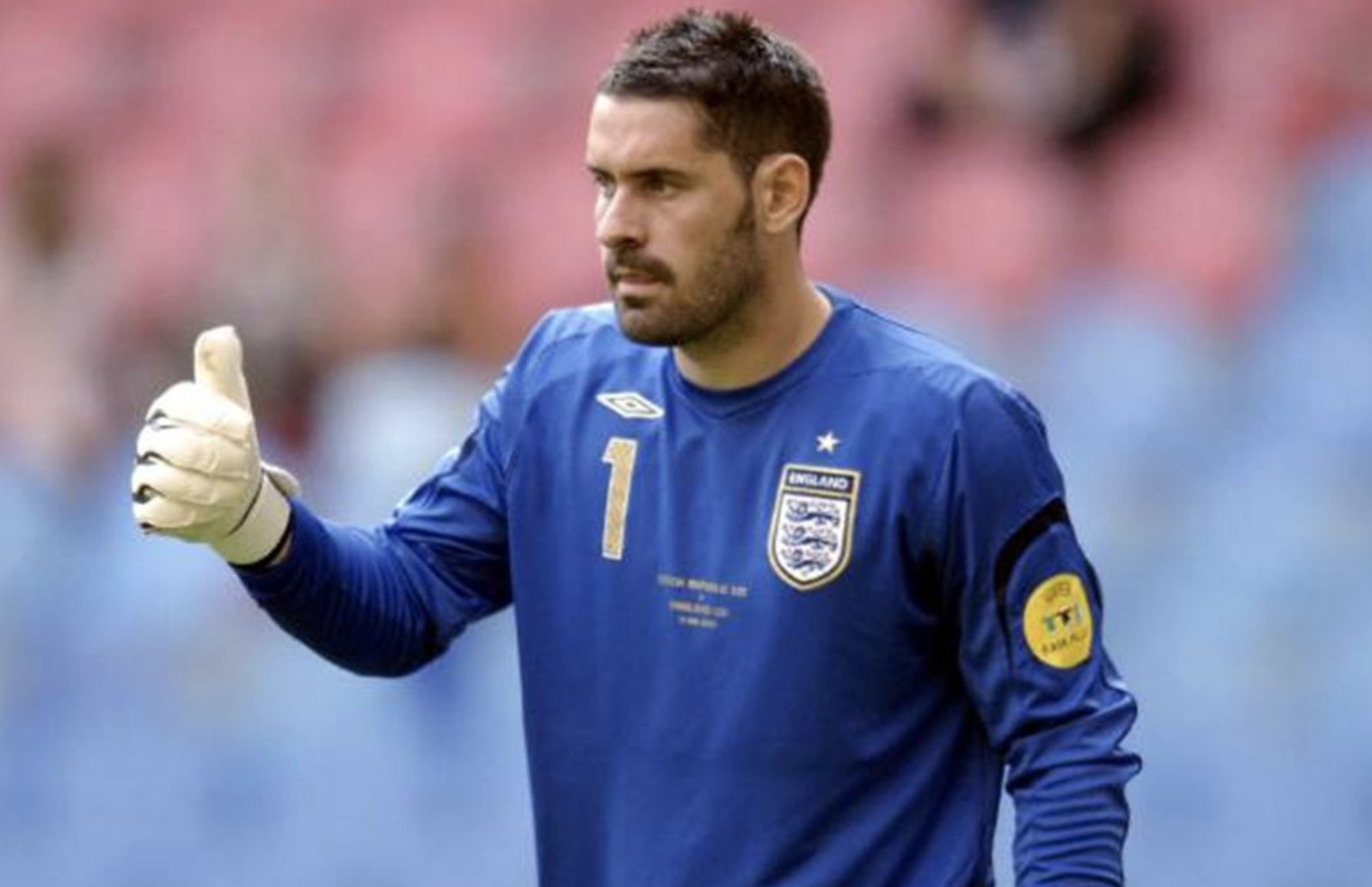 Việc nhẹ lương cao, thủ môn siêu dị Scott Carson lập siêu kỳ tích với Man City - Ảnh 8.