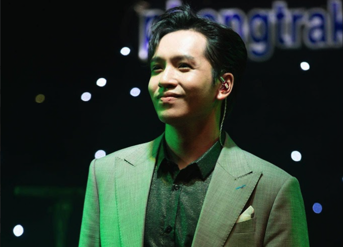 Bạch C&ocirc;ng Khanh vui khi h&aacute;t chung với Ho&agrave;i L&acirc;m - Ảnh 1.